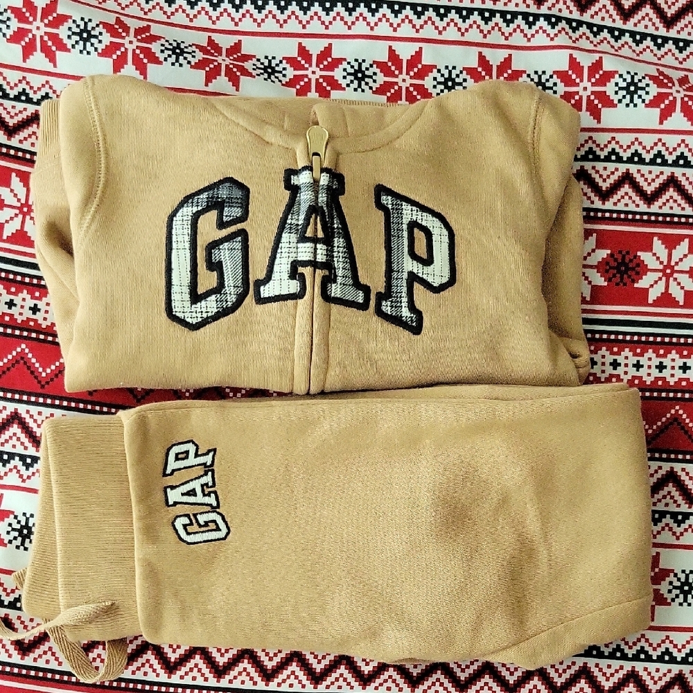 GAP Beige Logo Sweatshirt and Joggers Set